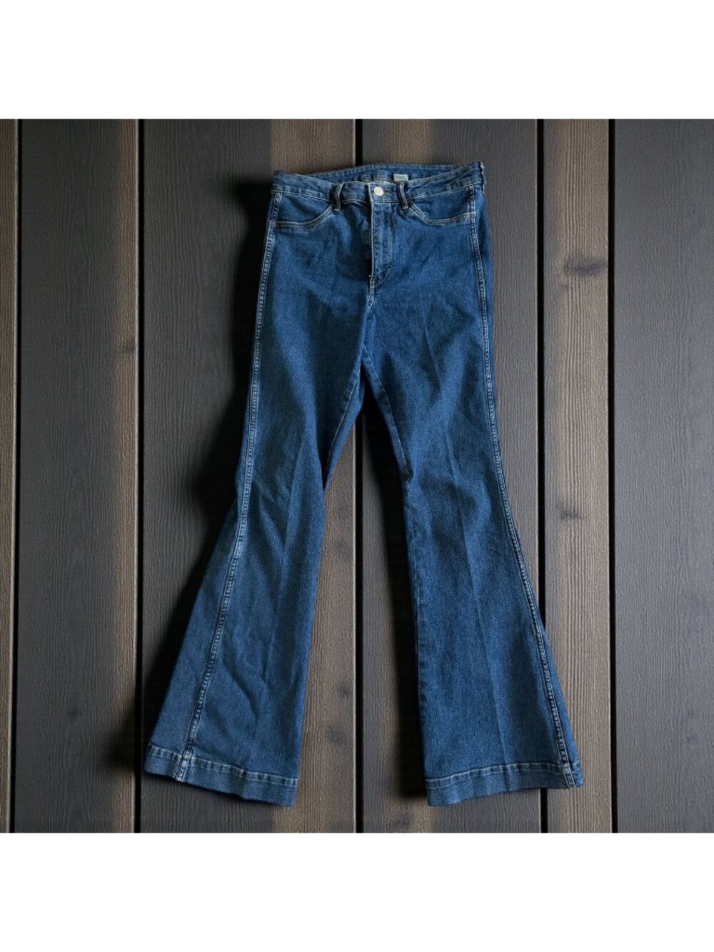 H&M Women's Medium Wash Flare Jeans Size US 8